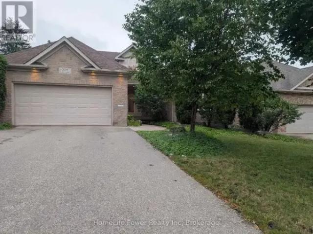 For Rent 5 Bedroom House Waterloo ON DS104842091