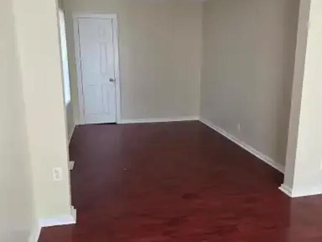 For Rent 5 Bedroom House Welland ON DS101879550