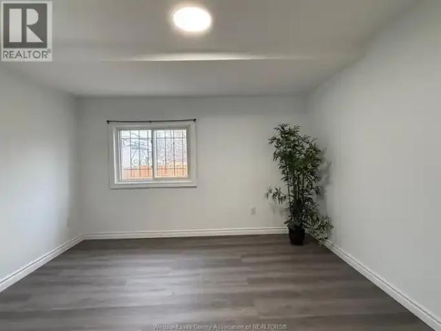 For Rent 5 Bedroom House Windsor ON DLS100444803