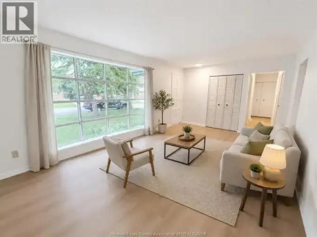 For Rent 5 Bedroom House Windsor ON DS105151094