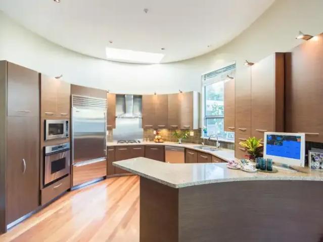 For Rent 5 Bedroom House Vancouver BC DS103060458