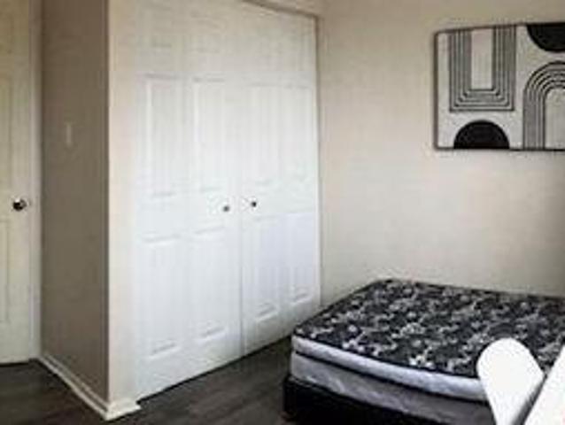 For Rent 5 Bedroom Shared Living/roommate Edmonton AB DLS96648879