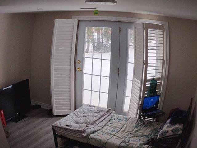 For Rent 5 Bedroom Shared Living/roommate Toronto ON DLS97421187