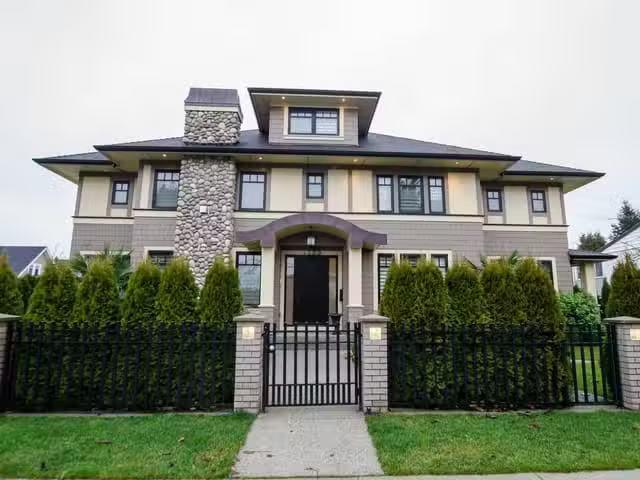 For Rent! 5 BR House for rent in Ladner, Ladner, A 4329 Arthur.