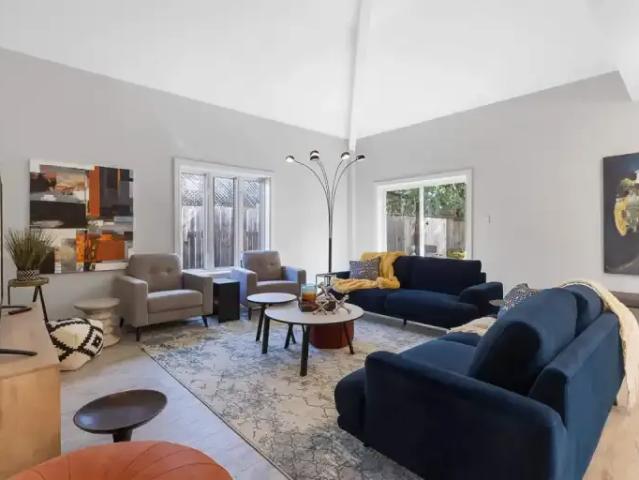 For Rent 5.5 Bedroom Apartment Ottawa ON DS99792553