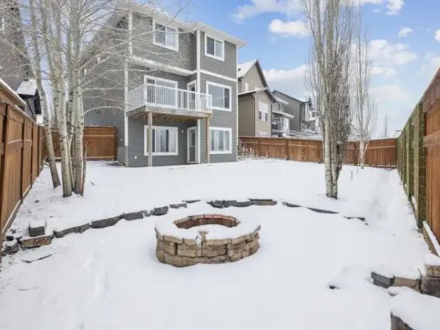 For Rent 5.5 Bedroom House Cochrane AB DS102846198