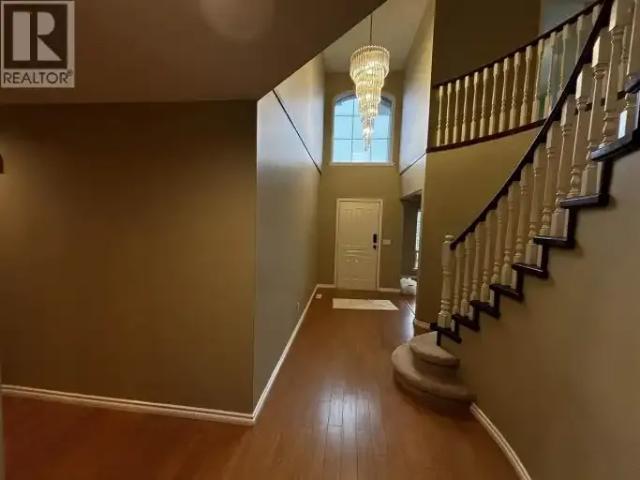 For Rent 6 Bedroom House Coquitlam BC DS104106768