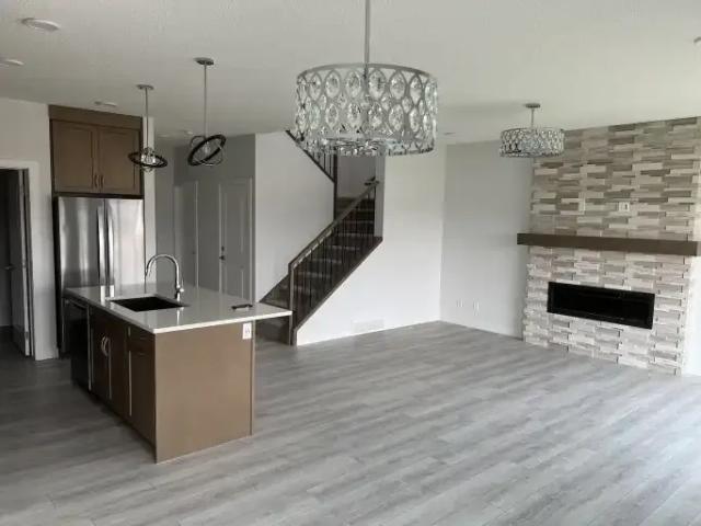 For Rent 6 Bedroom House Calgary AB DS104256914
