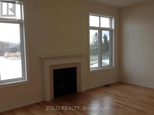 For Rent 6 Bedroom House Bradford West Gwillimbury ON DS101827691