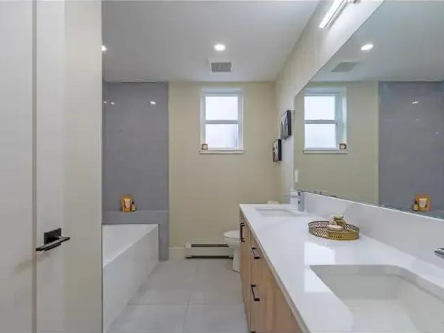 For Rent 6 Bedroom House Delta BC DS100527199