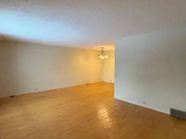 For Rent 6 Bedroom House Edmonton AB DS102846342