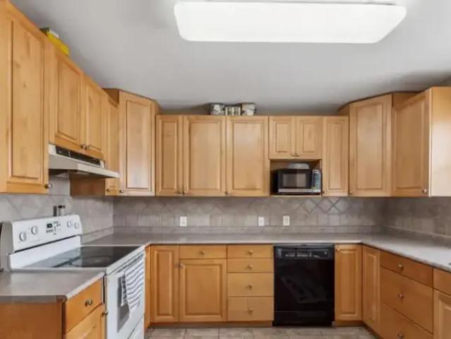 For Rent 6 Bedroom House Edmonton AB DS104990978
