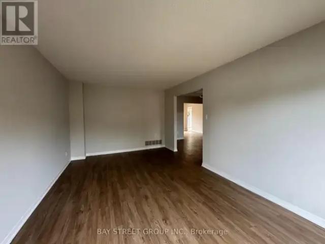 For Rent 6 Bedroom House Oakville ON DS105602184