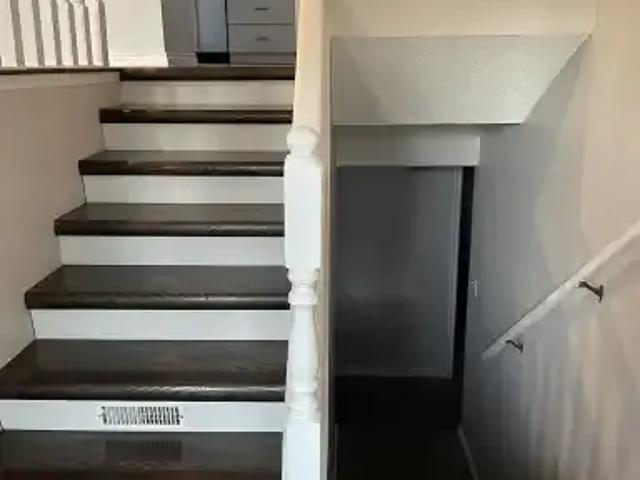For Rent 6 Bedroom House Leduc AB DS104434118