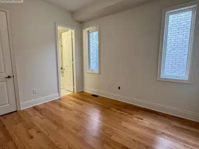 For Rent 6 Bedroom House Richmond Hill ON DLS102658634