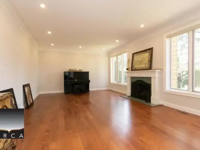 For Rent 6 Bedroom House Vancouver BC DS103060471