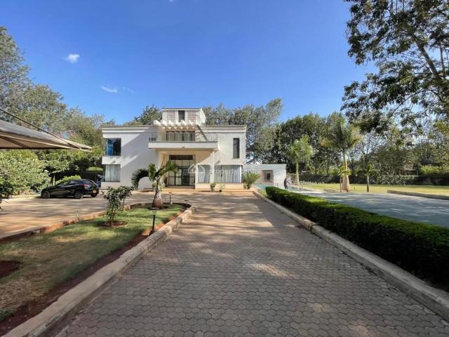 For Rent: 6 bedroom Standalone House On 1 Acre, Karen, Nairobi | 6 Beds, 6 Baths Ref: 64781 Kenya Property Centre KPC