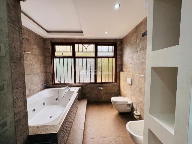 For Rent: 6 Bedrooms Mansion. 2 Bedrooms Guest Wing & Expansive Living, Loresho Ridge, Loresho, Westlands, Nairobi | 6 Beds, 6 Baths Ref: 50470 Kenya Property Centre KPC