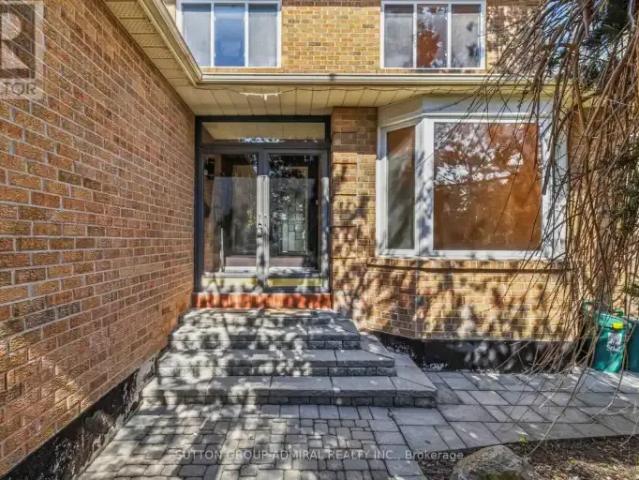 For Rent 7 Bedroom House Richmond Hill ON DLS101879495