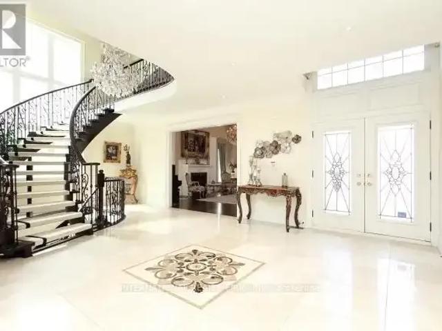 For Rent 7 Bedroom House Richmond Hill ON DS101725521