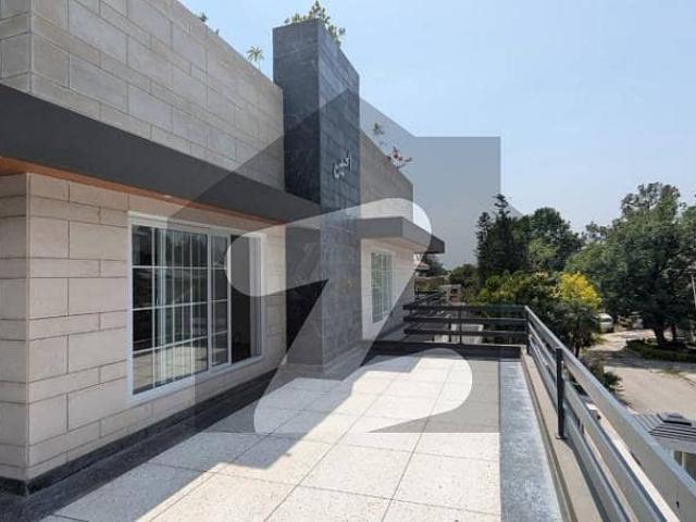 For rent 800 sq. YARD Designer Double Storey Structure House E_7