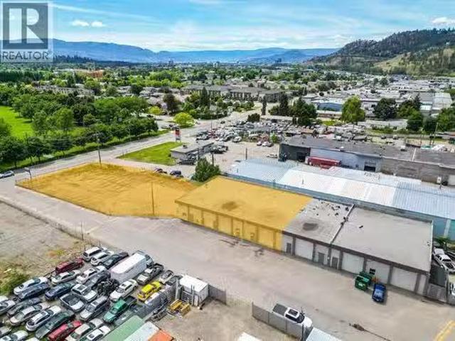 For Rent! 880 Leathead Road Unit# 1 3, Kelowna, BC, V1X 2J8.