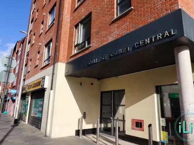 Just in! 904 College Court Central, 56 King Street