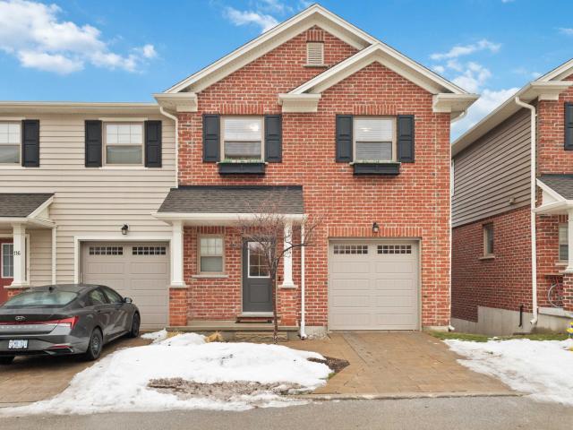 FOR RENT: 114 3025 Singleton