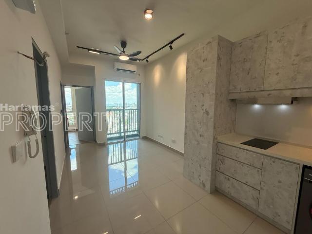 For Rent: 121 Residences – 2 Rooms 450 sqft – Partial Furnished – 1 Car Park