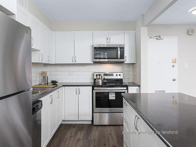 For rent: 1320 1330 Danforth Ro Scarborough, 2 bdrm Viewit |243100