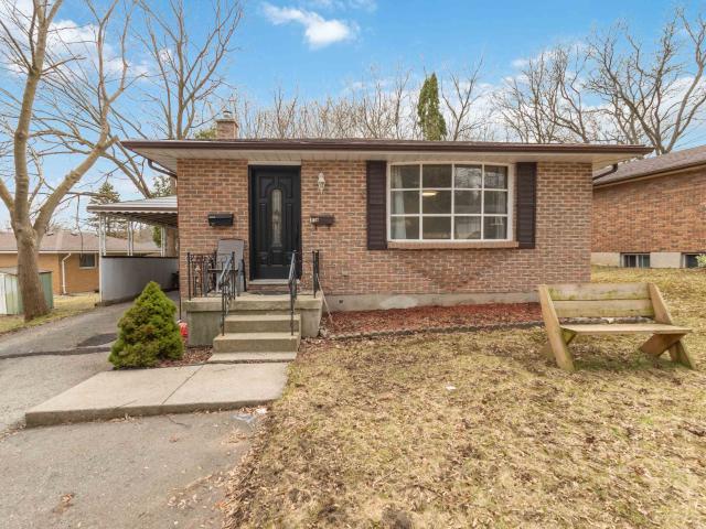 FOR RENT: 156 Paperbirch