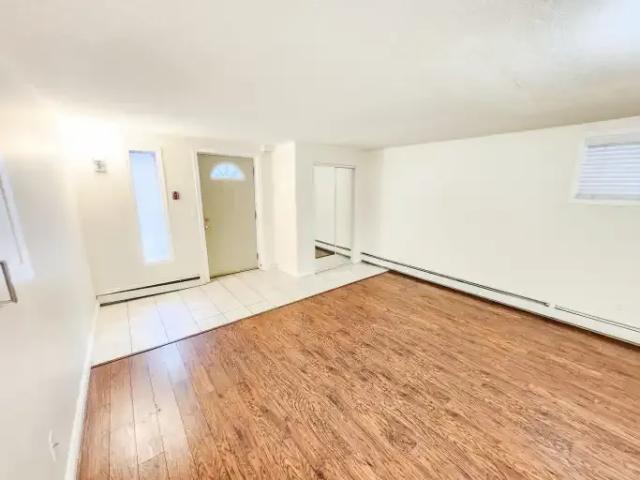 For Rent 1 Bedroom Condo Calgary AB DLS102847048