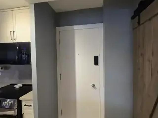 For Rent 1 Bedroom Condo Calgary AB DS101107486