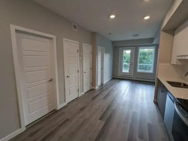 For Rent 1 Bedroom Condo Calgary AB DS102306294