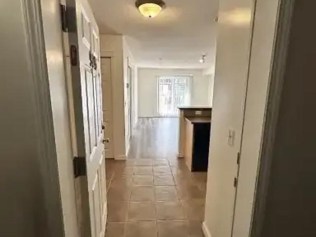 For Rent 1 Bedroom Condo Calgary AB DS102770789