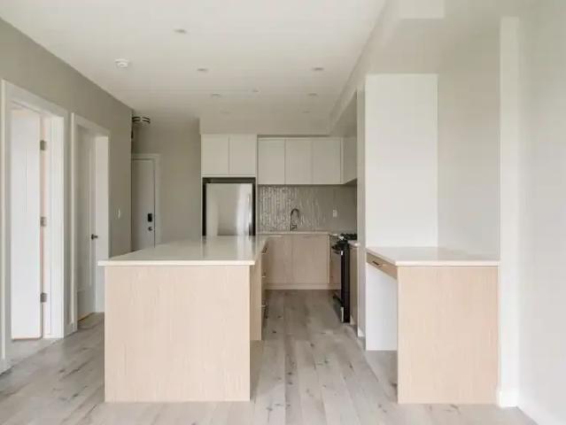 For Rent 1 Bedroom Condo Calgary AB DS102845514