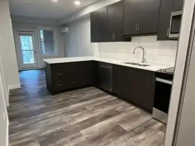 For Rent 1 Bedroom Condo Calgary AB DS103355099