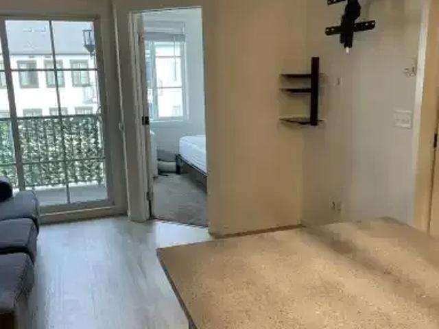For Rent 1 Bedroom Condo Calgary AB DS104178991