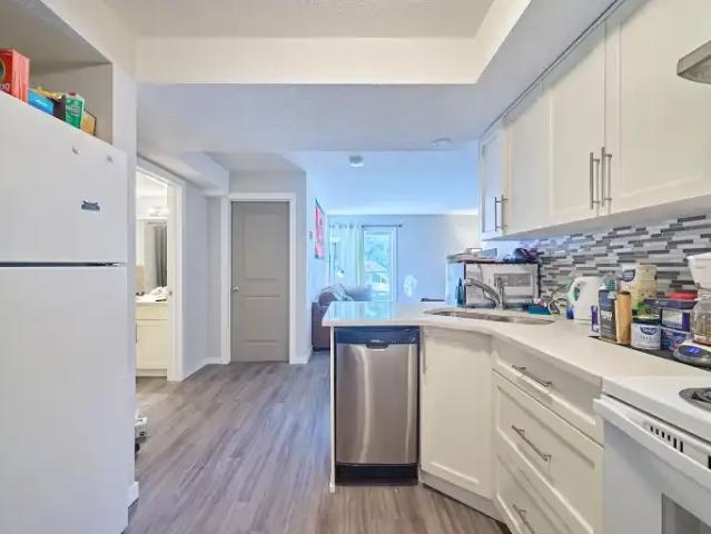 For Rent 1 Bedroom Condo Calgary AB DS104179798