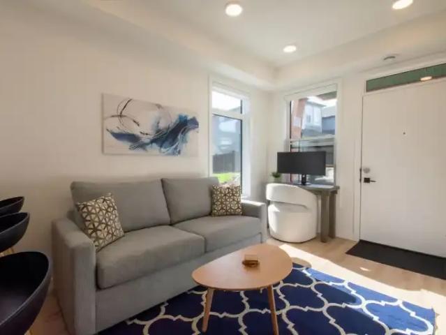 For Rent 1 Bedroom Condo Calgary AB DS104181434
