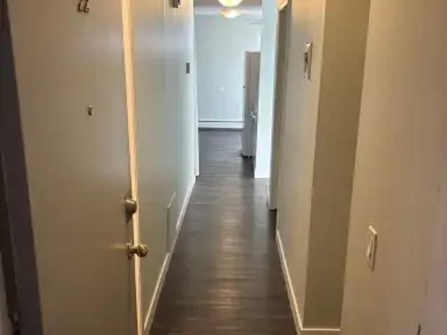 For Rent 1 Bedroom Condo Calgary AB DS104181538