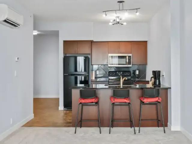 For Rent 1 Bedroom Condo Calgary AB DS104181865