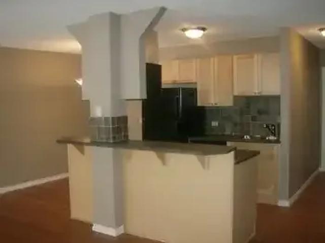 For Rent 1 Bedroom Condo Calgary AB DS104182998