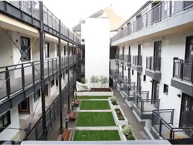 For Rent 1 Bedroom Condo Calgary AB DS104223797
