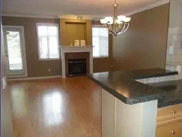 For Rent 1 Bedroom Condo Calgary AB DS104224349