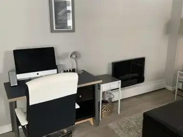 For Rent 1 Bedroom Condo Calgary AB DS104224351