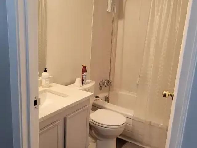 For Rent 1 Bedroom Condo Calgary AB DS104434207