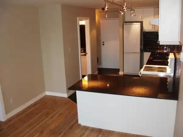 For Rent 1 Bedroom Condo Calgary AB DS104507027
