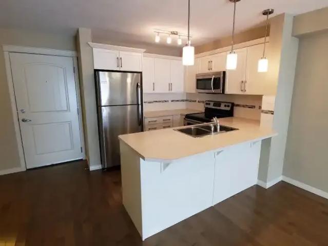 For Rent 1 Bedroom Condo Calgary AB DS104711376