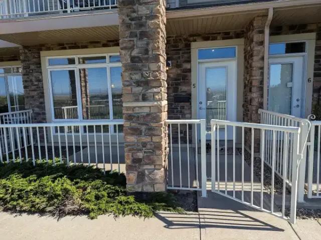 For Rent 1 Bedroom Condo Calgary AB DS104863441
